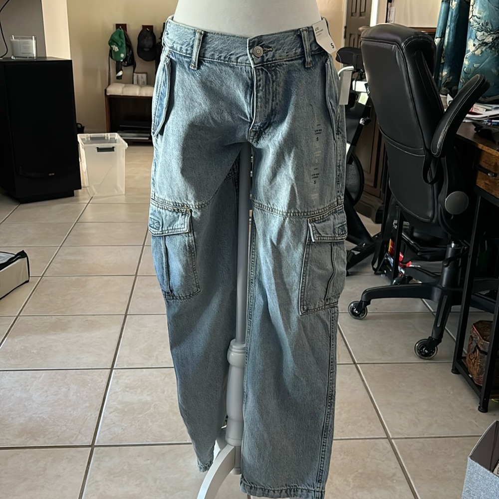 Aeropostale low rise cargo- size small